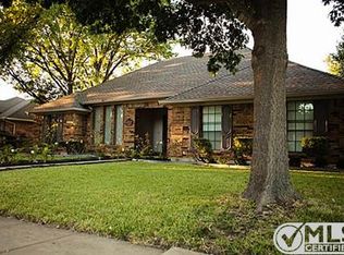 217 Willowcrest Dr, Garland, TX 75040