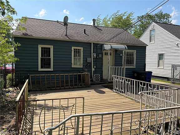 4th image of 4423 E 141st St