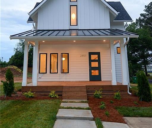 2nd image of 2557 Elkwood Cir