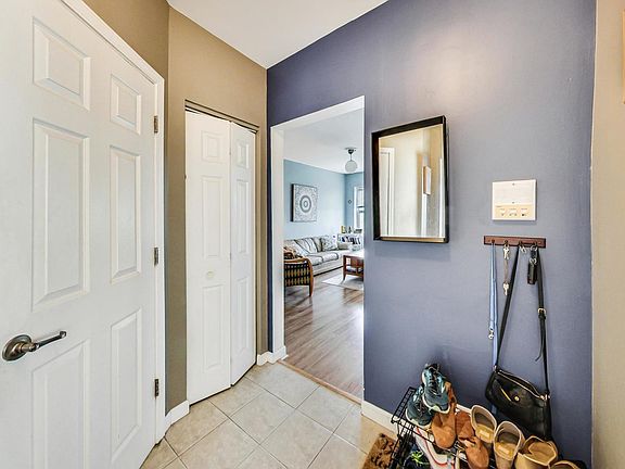 3rd image of 3604 W Dickens Ave APT 3W