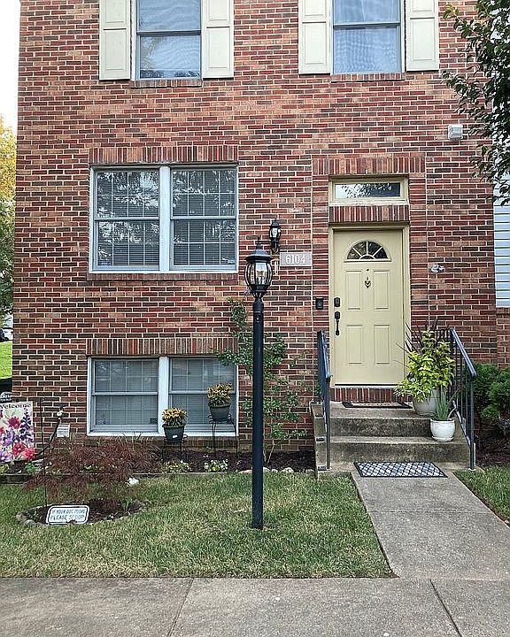 1st image of 6104 Gardenia Ct