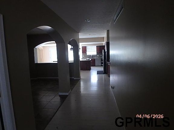 4th image of 12500 S 82nd Pl