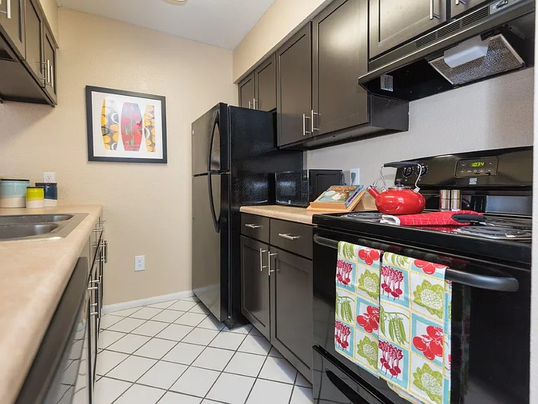 Reflection Cove Apartment Homes — Photo 2