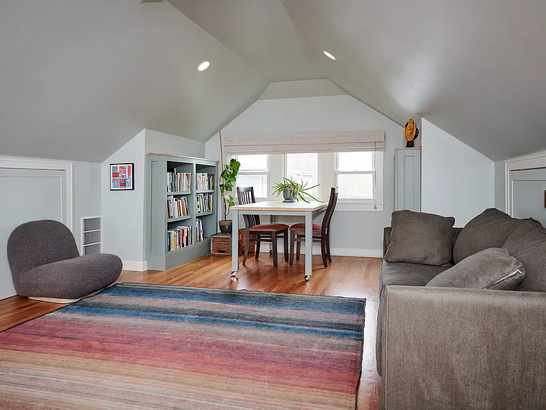 216 Le Moyne Pkwy — Photo 29
