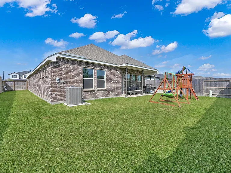19610 Chianti Point Dr — Photo 23