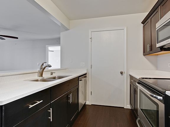 5th image of 350 Leah Ln APT 1B