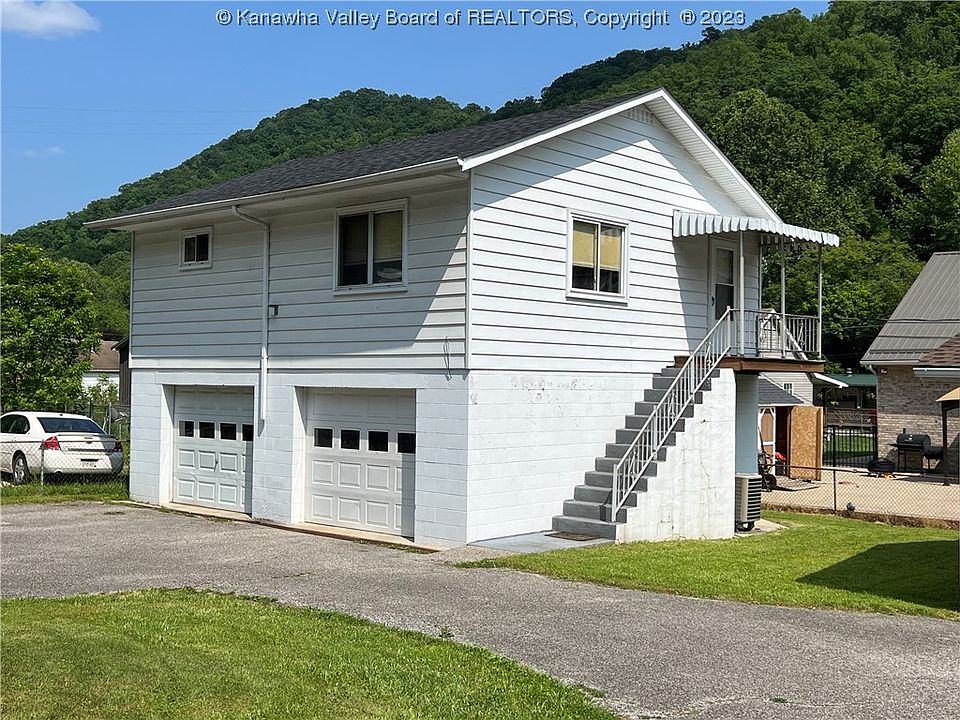 1st image of 754 Campbells Creek Dr