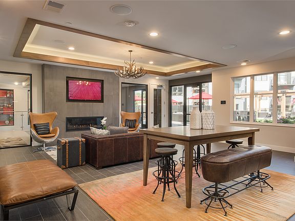 State Street Station Elegant Club Room