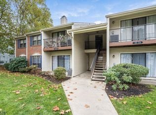 146 Woodward Ln, Basking Ridge, NJ 07920