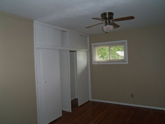 4th image of 222 E Jefferson St