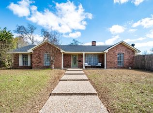 620 Bowie St, Liberty, TX 77575