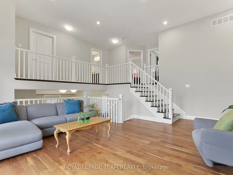 119 Discovery Cres — Photo 16
