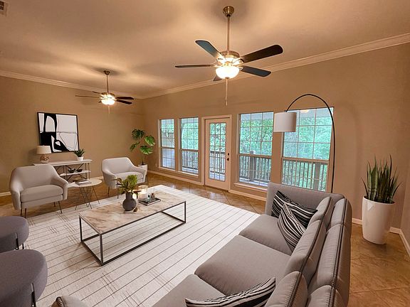 2nd image of 4 Yacht Club Dr APT 76