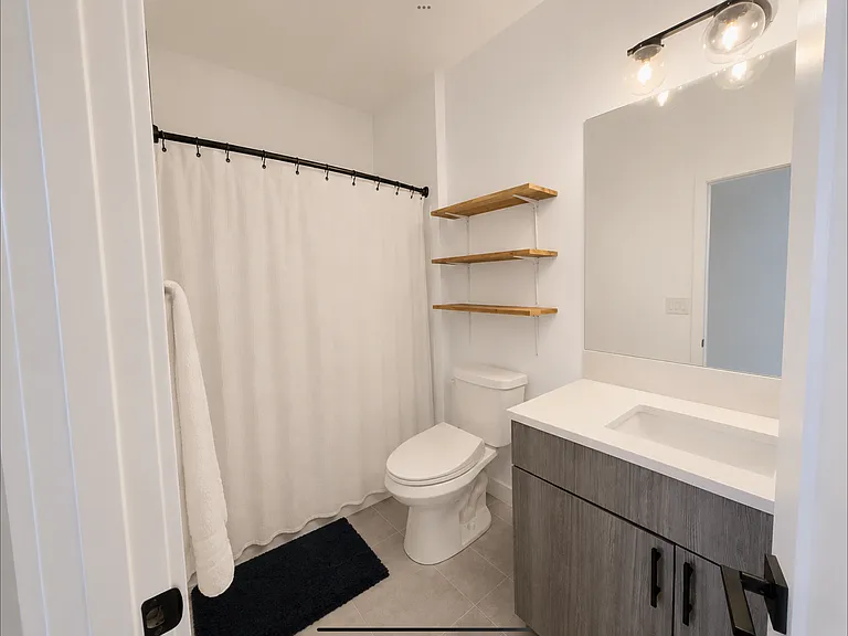 5391 NE Everett St — Photo 8