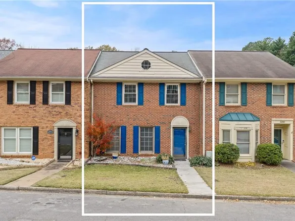 3278 Hampton Green Way, Atlanta, GA 30340