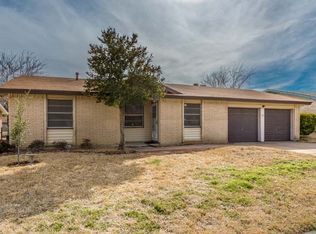 1206 Harvest Hill Ln, Arlington, TX 76014