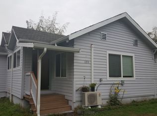 11711 8th Ave NE, Seattle, WA 98125