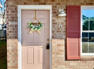 274 Fleming Rd, Charleston, SC 29412