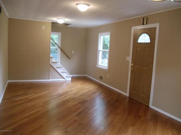 4th image of 239 Huntington Ave