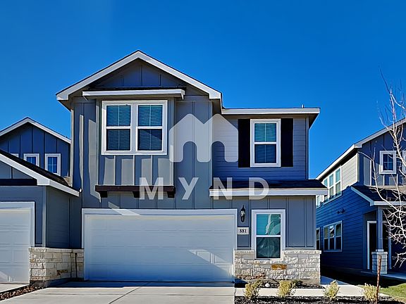 3rd image of 881 Casina Cir