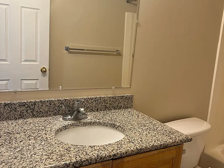 264 N 3 E #702 — Photo 11