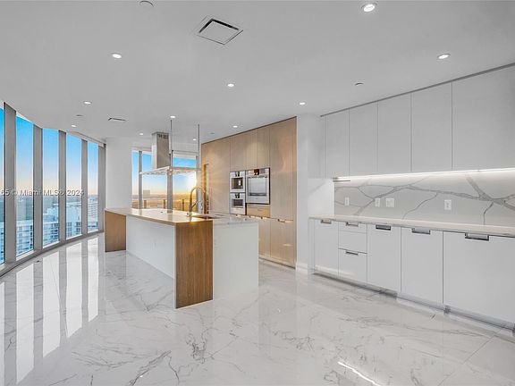 4th image of 15701 Collins Ave #2205