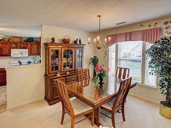 4th image of 6235 Oyster Bay Ct