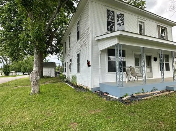 3120 2nd St, Doe Run, MO 63637