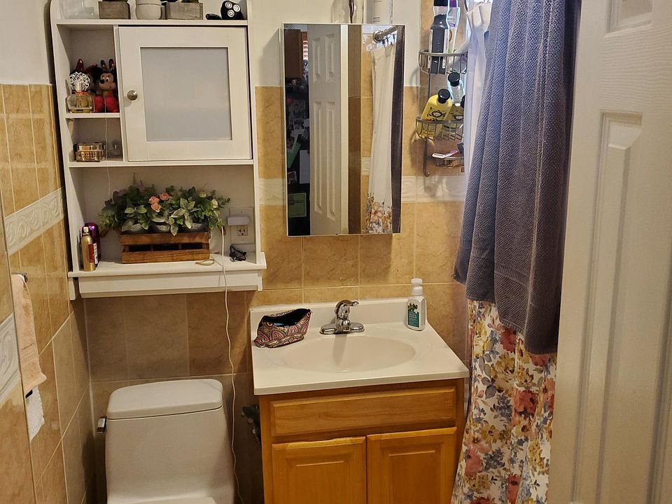1st image of 32-48 107th St #1