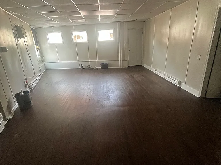 1245 S Main Ave #8 — Photo 3