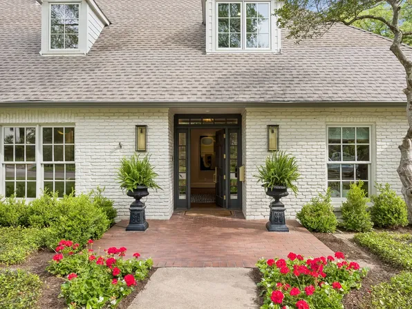 6717 Meadow Lake Ave, Dallas, TX 75214