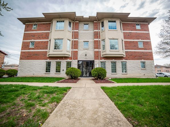 5368 W 96th St APT 2S, Oak Lawn, IL 60453