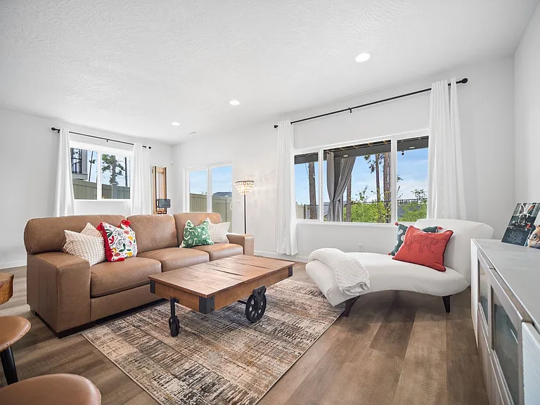 7153 S Parkridge Blvd — Photo 14