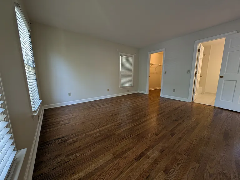 407 Clairton Ct #1 — Photo 29
