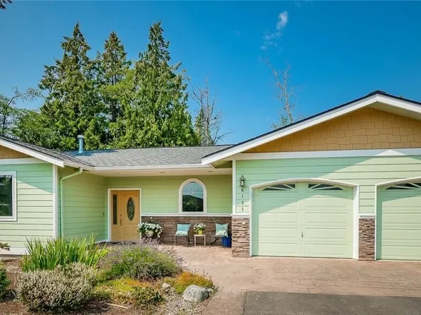 8123 Comox Loop, Blaine, WA 98230