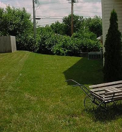 3rd image of 124 Courtney Dr