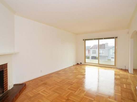 3rd image of 1878 39th Ave