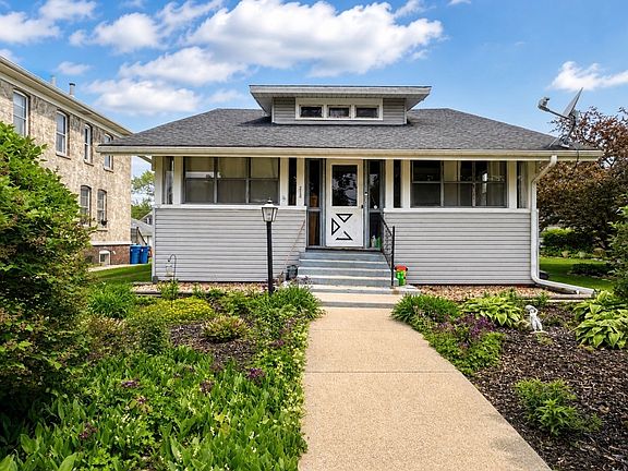 2nd image of 212 Tinley Ave