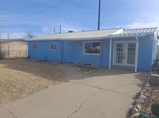 300 Robins Dr, Roswell, NM 88203