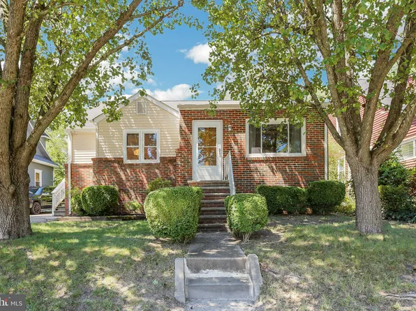 126 E Linden Ave, Lindenwold, NJ 08021