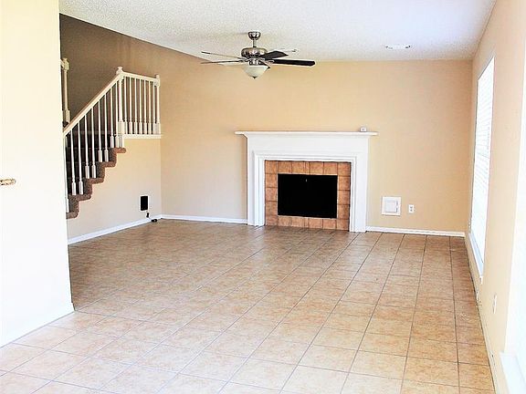 3rd image of 3206 Mulberry Hill Ln