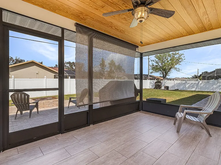 21442 Bancroft Ave — Photo 23