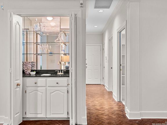 5th image of 90 HAVERHILL WAY