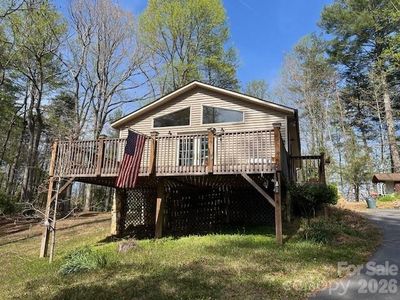 2276 Nature Ln, Lenoir, NC, 28645