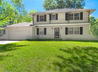 8903 Mastin St, Overland Park, KS 66212