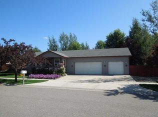 8574 W Arizona St, Rathdrum, ID 83858