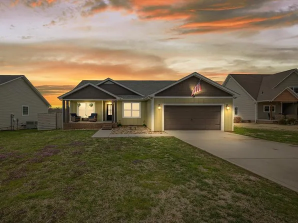 7080 Ditty Rd, Cookeville, TN 38506