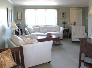 D6 Franklin Sq, Randolph, MA 02368