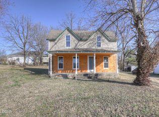 525 S Main St, Granby, MO 64844
