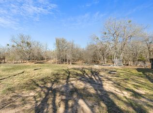346 Village Cv, Dale, TX 78616